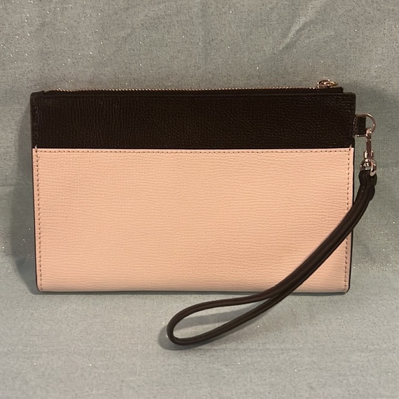COLLECTIBLE NWT Kate Spade Wristlet - Picture 7 of 9
